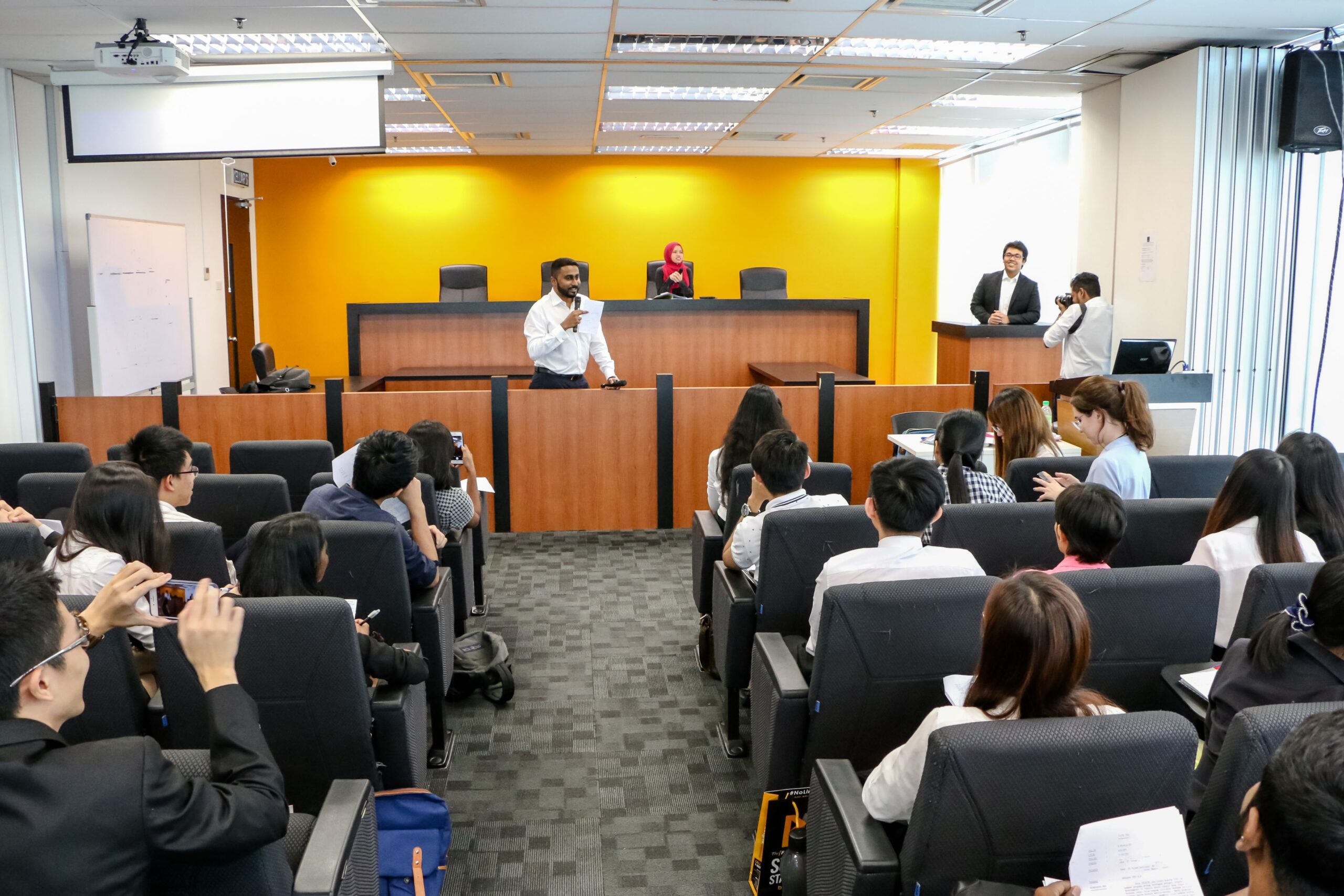 10 Reasons to Study Law at BAC Education