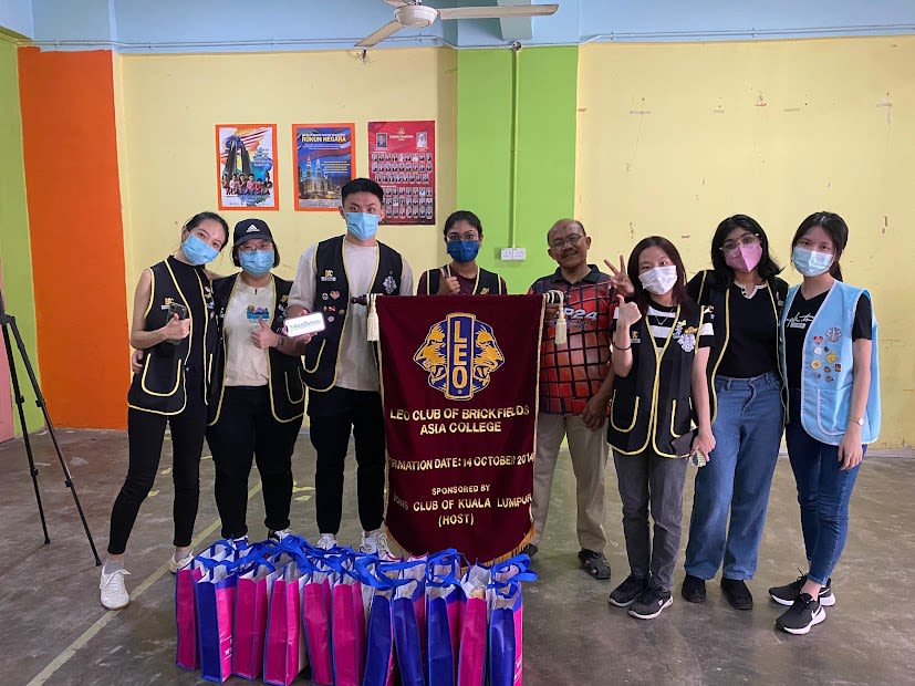 Leo Club Spurs Community Well-being with Food Distribution Project