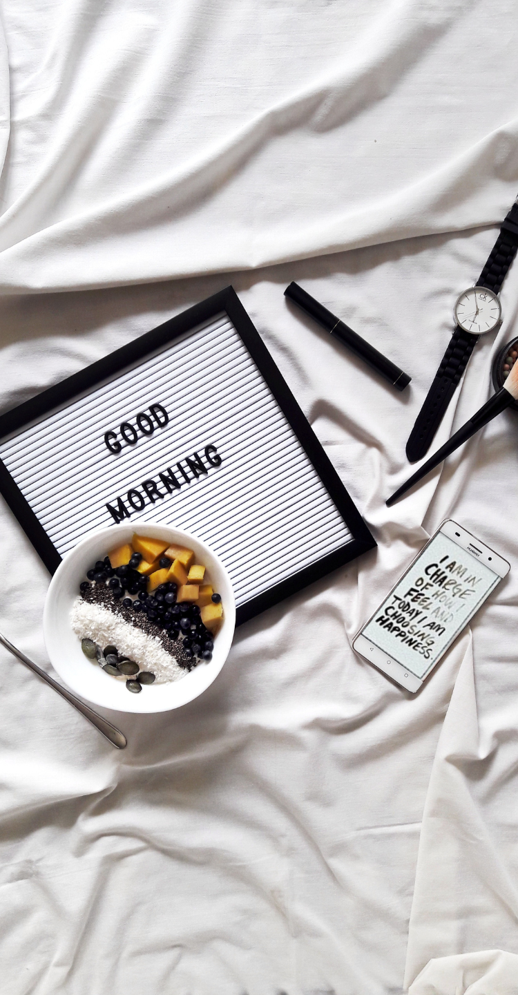 analog clock at 5:55