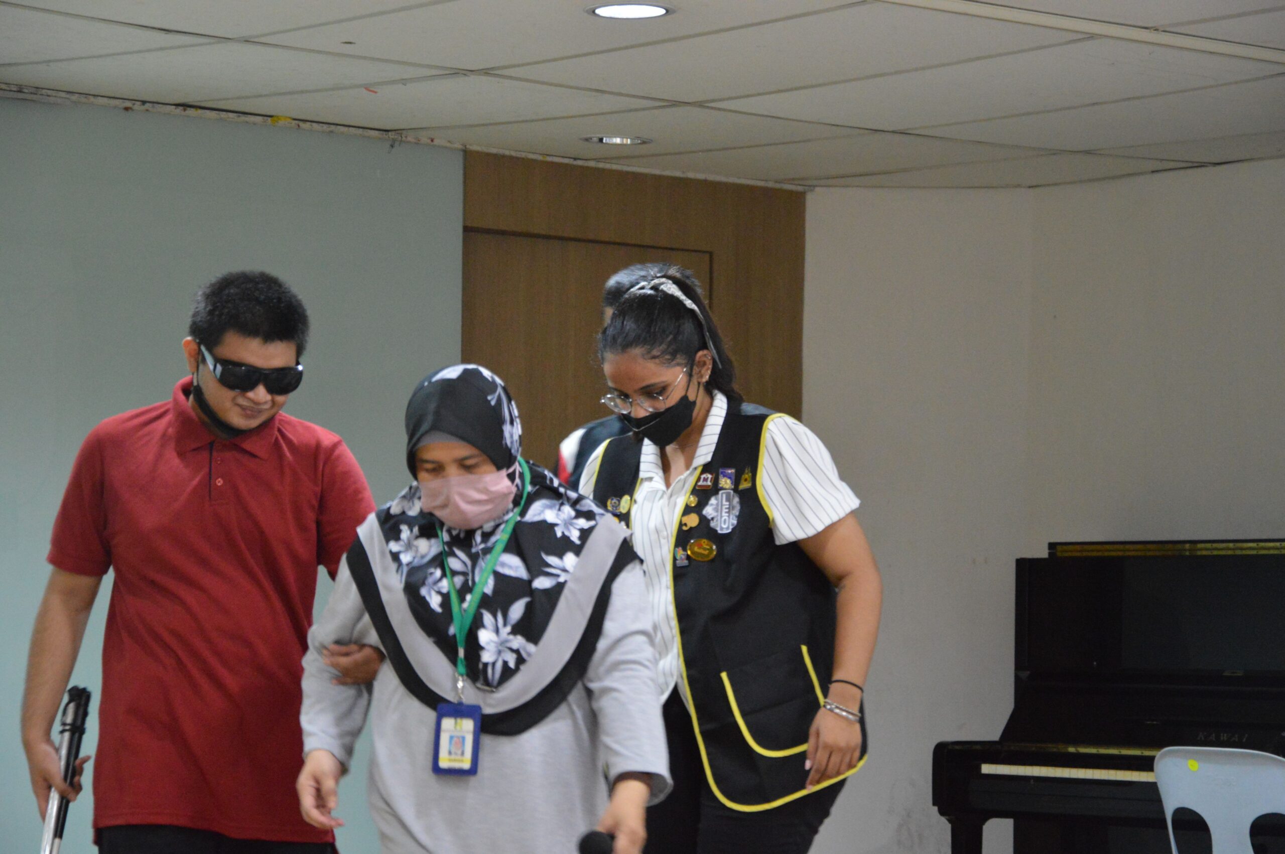 BAC Leo Club Celebrates White Cane Day