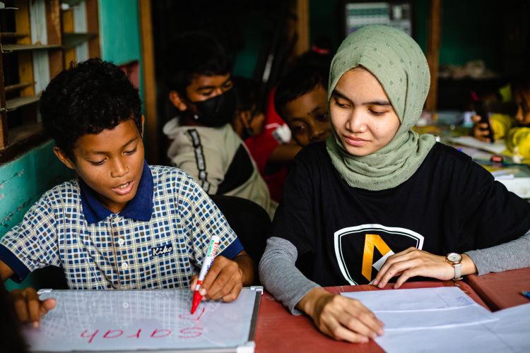 UNIMY Awarded KPT Grant to Empower Orang Asli Youth Through ICT Education